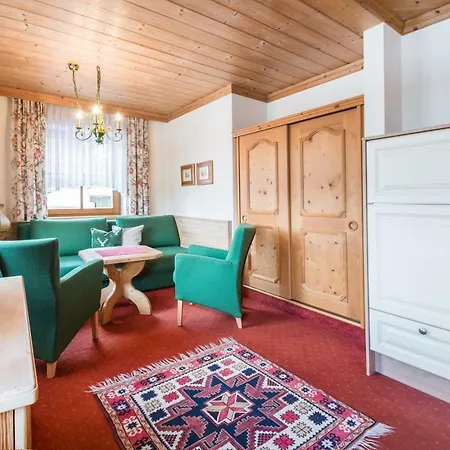 Haus Am Platz - Weitgasser Altenmarkt im Pongau Extérieur photo