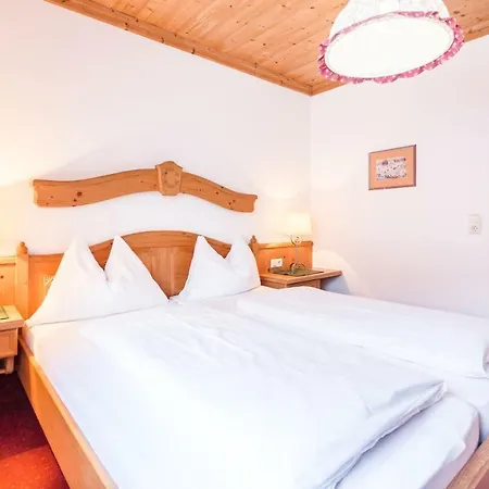 Haus Am Platz - Weitgasser Altenmarkt im Pongau Extérieur photo