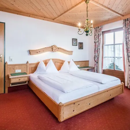Haus Am Platz - Weitgasser Altenmarkt im Pongau Extérieur photo