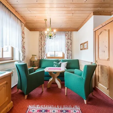 Haus Am Platz - Weitgasser Altenmarkt im Pongau Extérieur photo