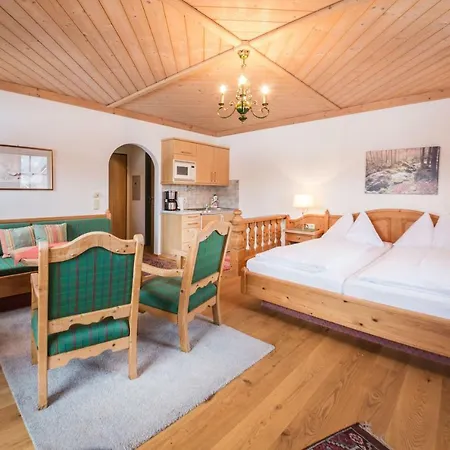 Haus Am Platz - Weitgasser Altenmarkt im Pongau Extérieur photo